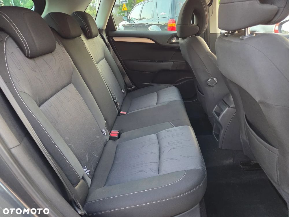 Citroën C4 1.6 VTi Exclusive - 9