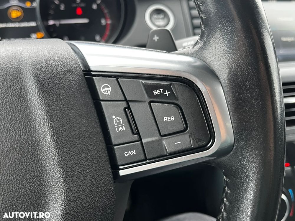 Land Rover Discovery Sport - 17