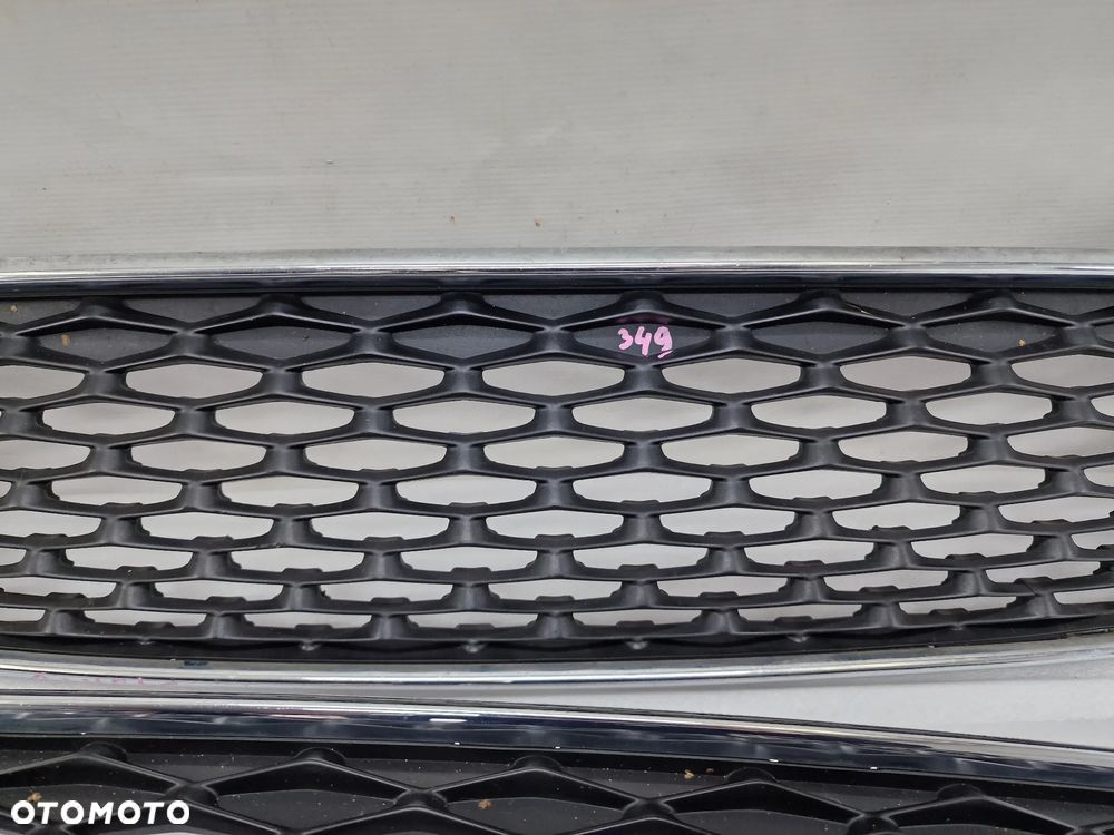 FORD FOCUS MK3 LIFT 5D 14- ATRAPA PRZEDNIA PRZÓD / GRILL , NR F1EB-8200-A , NR AUKCJI K349 - 2