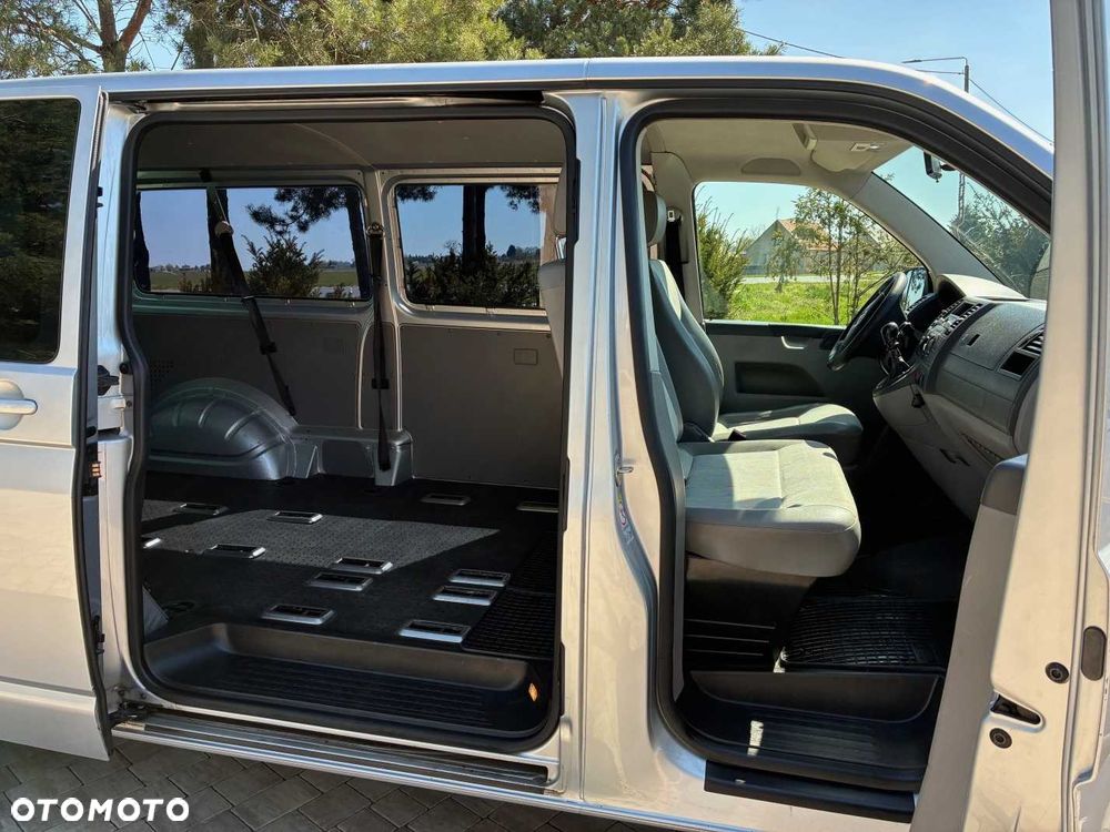 Volkswagen Transporter - 5