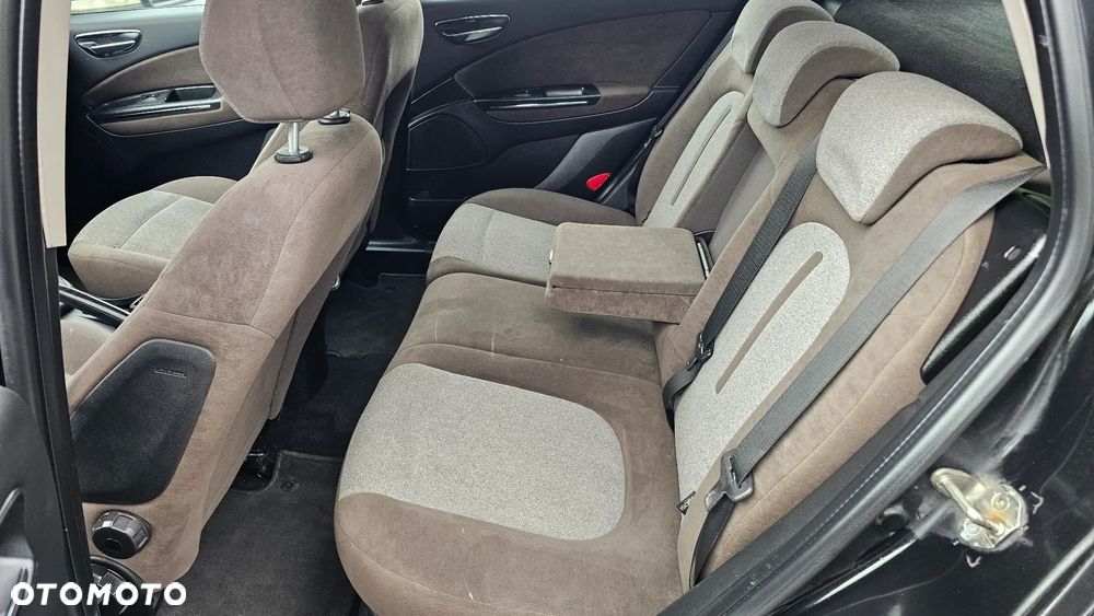 Fiat Bravo 1.9 Multijet Dynamic - 10