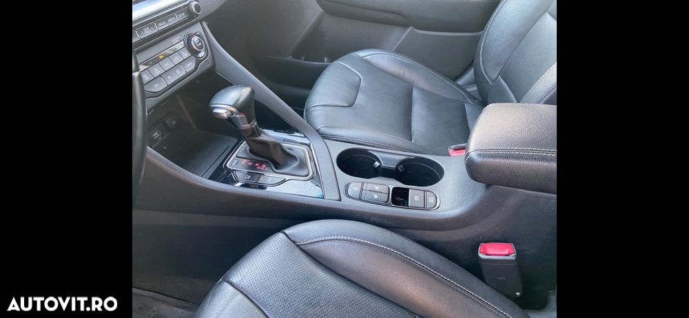 Kia Niro 1.6 GDI HEV 2WD OPF Aut. Edition 7 - 25