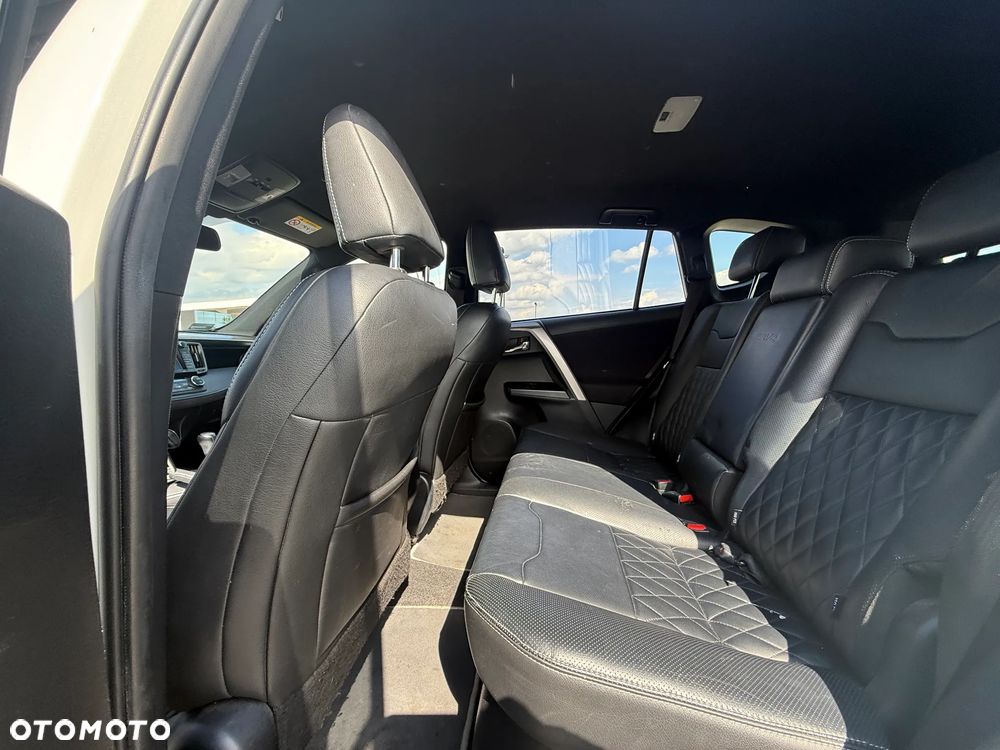 Toyota RAV4 Hybrid Prestige 4x2 - 18