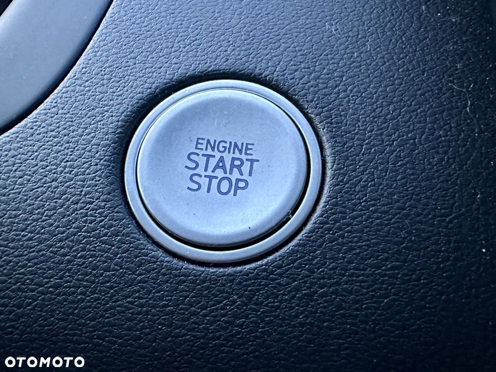 Hyundai Tucson 1.6 T-GDi HEV Executive 2WD - 23