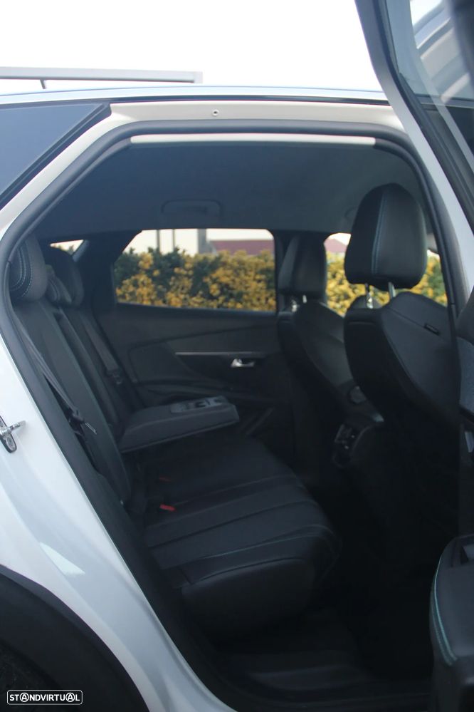 Peugeot 3008 PureTech 130 Stop & Start GPF EAT8 Allure - 8