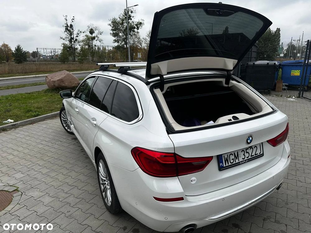 BMW Seria 5 530d Luxury Line - 7