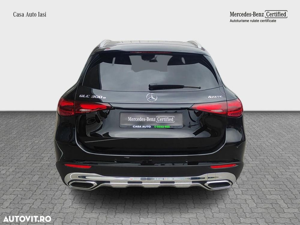 Mercedes-Benz GLC 300 e 4MATIC - 8
