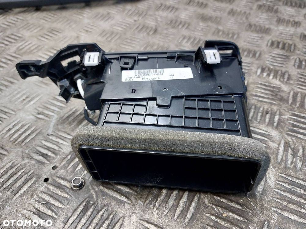 RAMKA LICZNIKA KRATKI NAWIEWU LISTWA OZDOBNA KONSOLI FORD FOCUS MK4 EU - 7