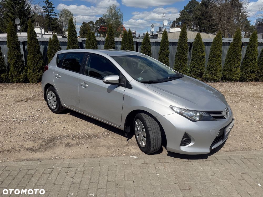 Toyota Auris 1.33 VVT-i Active - 1