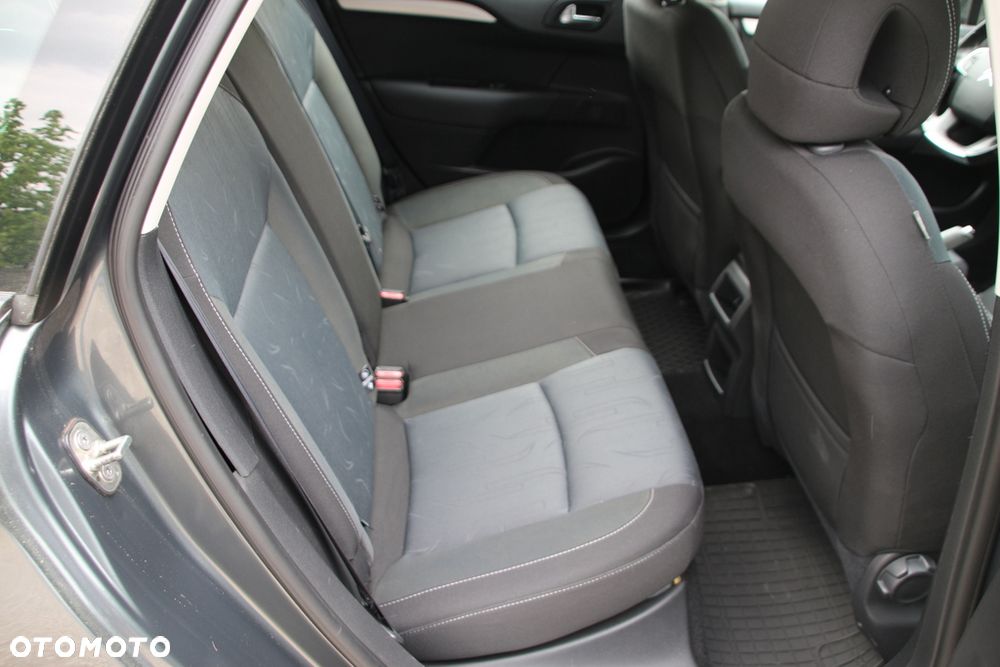 Citroën C4 BlueHDi 120 Stop&Start Shine - 17