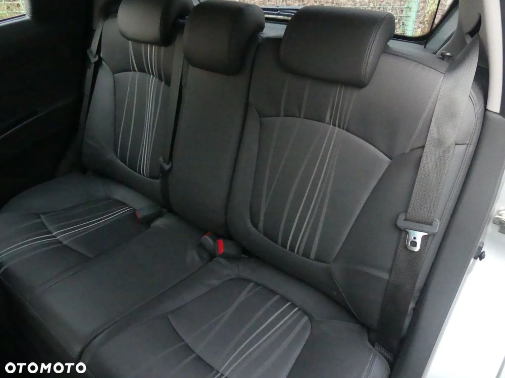 Chevrolet Spark 1.0 LT - 10