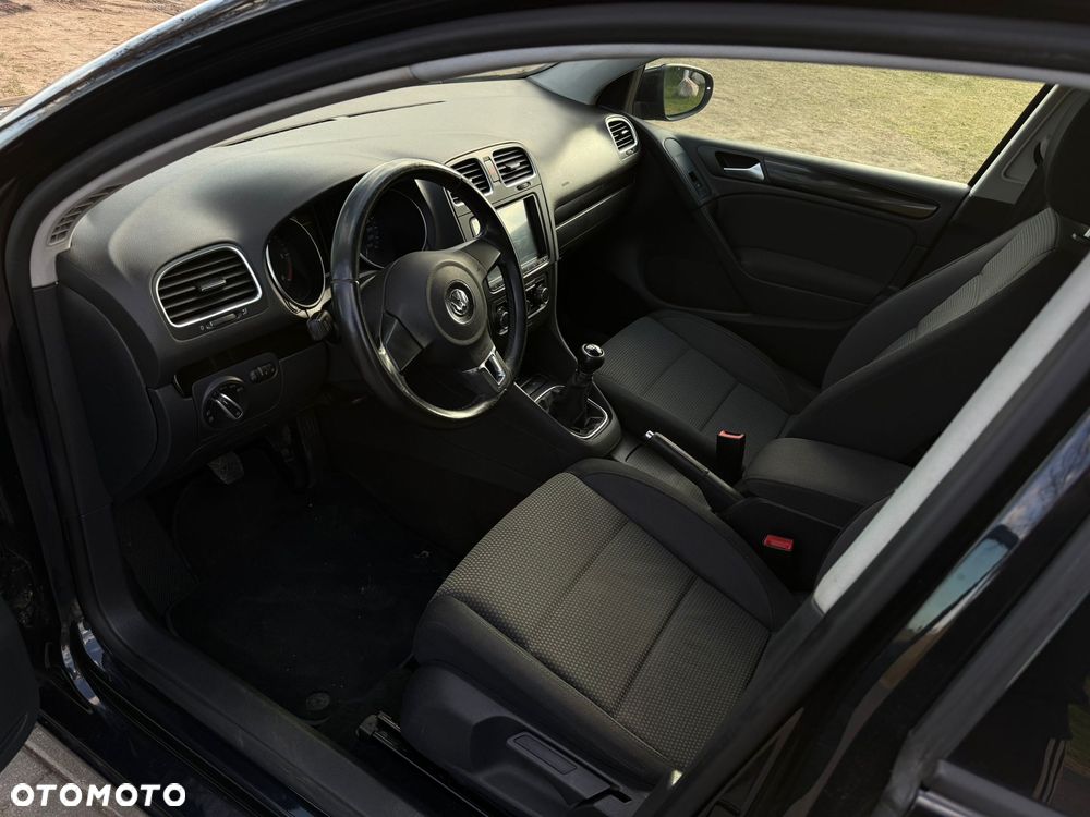 Volkswagen Golf 2.0 TDI DPF Edition - 14