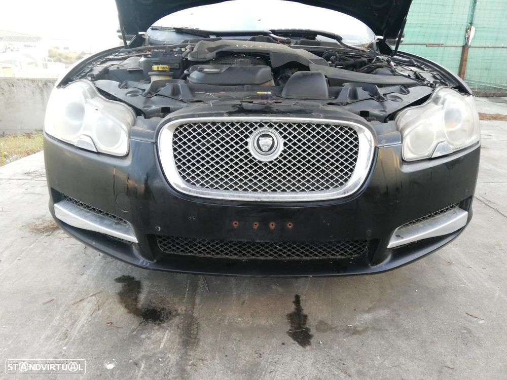 PÁRA-CHOQUES DIANTEIRO JAGUAR XF - 1