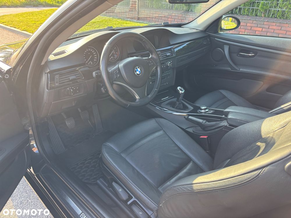 BMW Seria 3 320d Coupe - 5