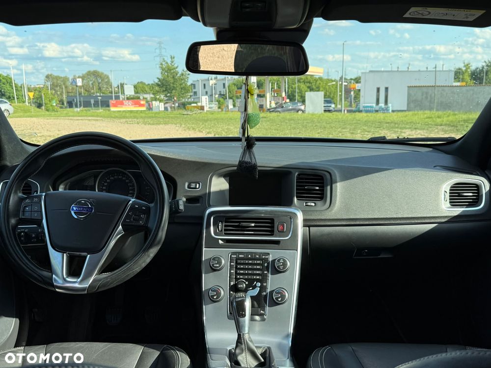 Volvo V60 D2 Drive-E Momentum - 18