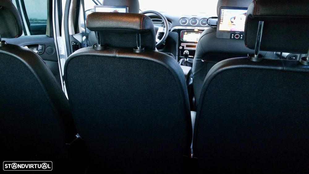 Ford S-Max 2.0 TDCi Titanium Busine.7L - 39