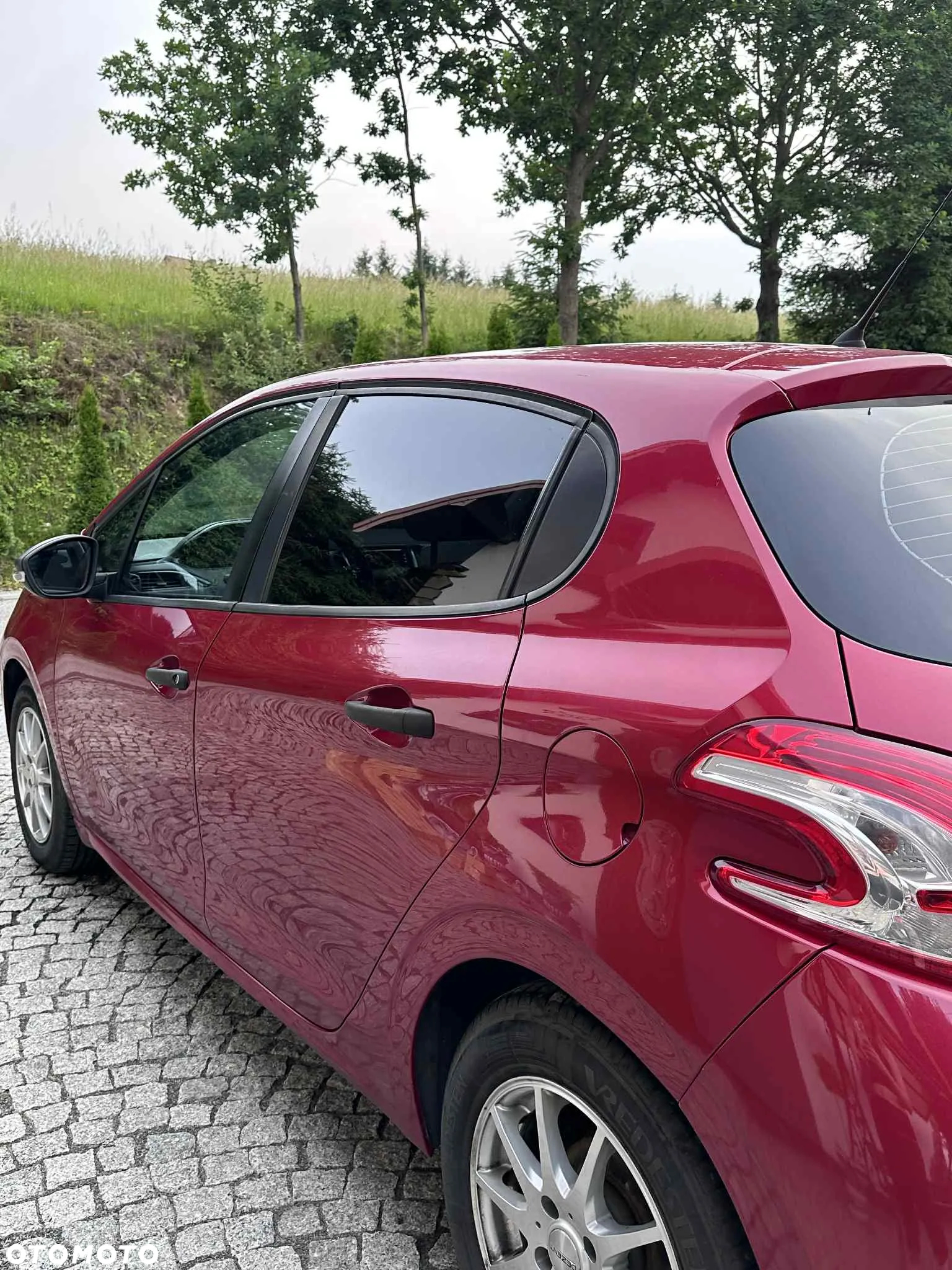 Peugeot 208 1.4 HDi Access - 2