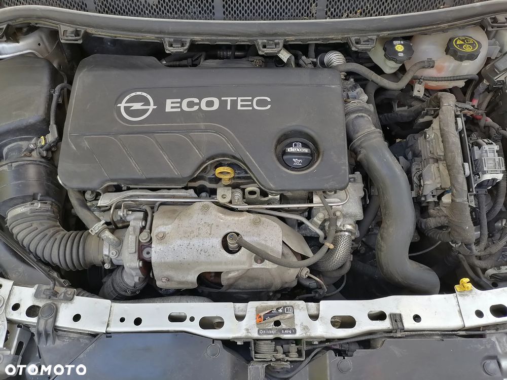 Opel Astra 1.6 CDTI DPF ecoFLEX TourerStart/Stop Exklusiv - 16