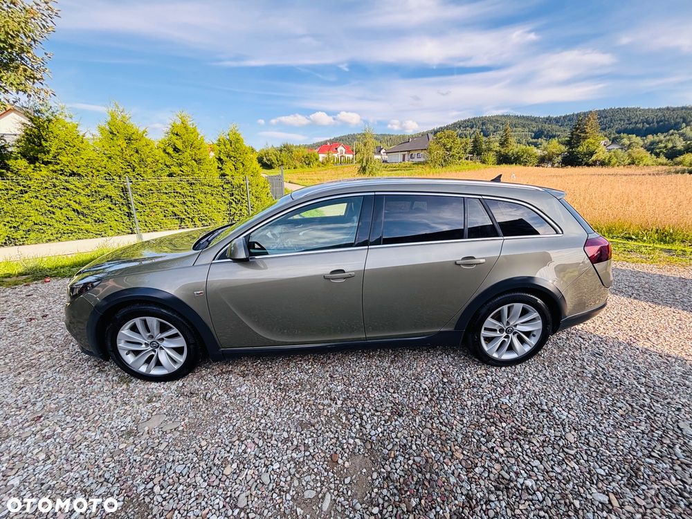 Opel Insignia CT 2.0 CDTI 4x4 S&S - 9