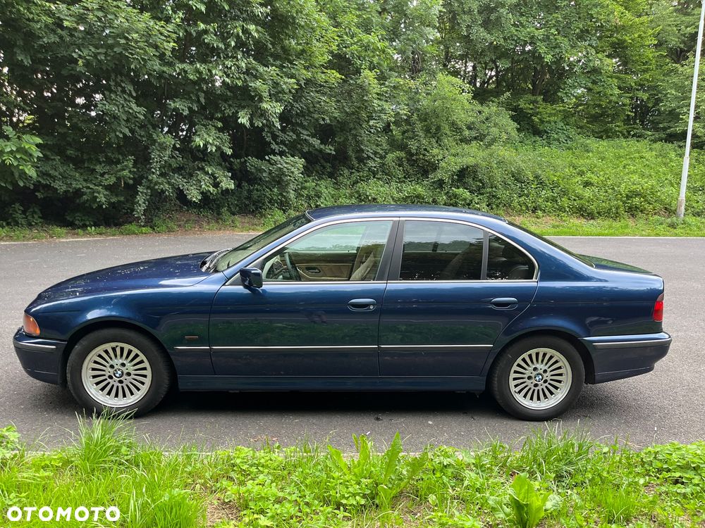 BMW Seria 5 520i - 1