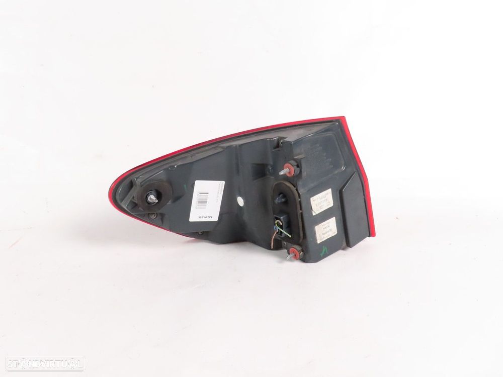 Farolim 1ª Fase Direito/Trás Seminovo/ Original BMW 5 Touring (F11) 63217203234 - 3