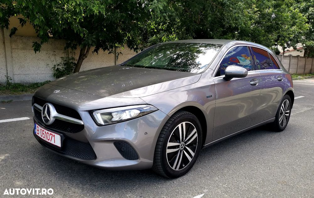MERCEDES-BENZ A-Class