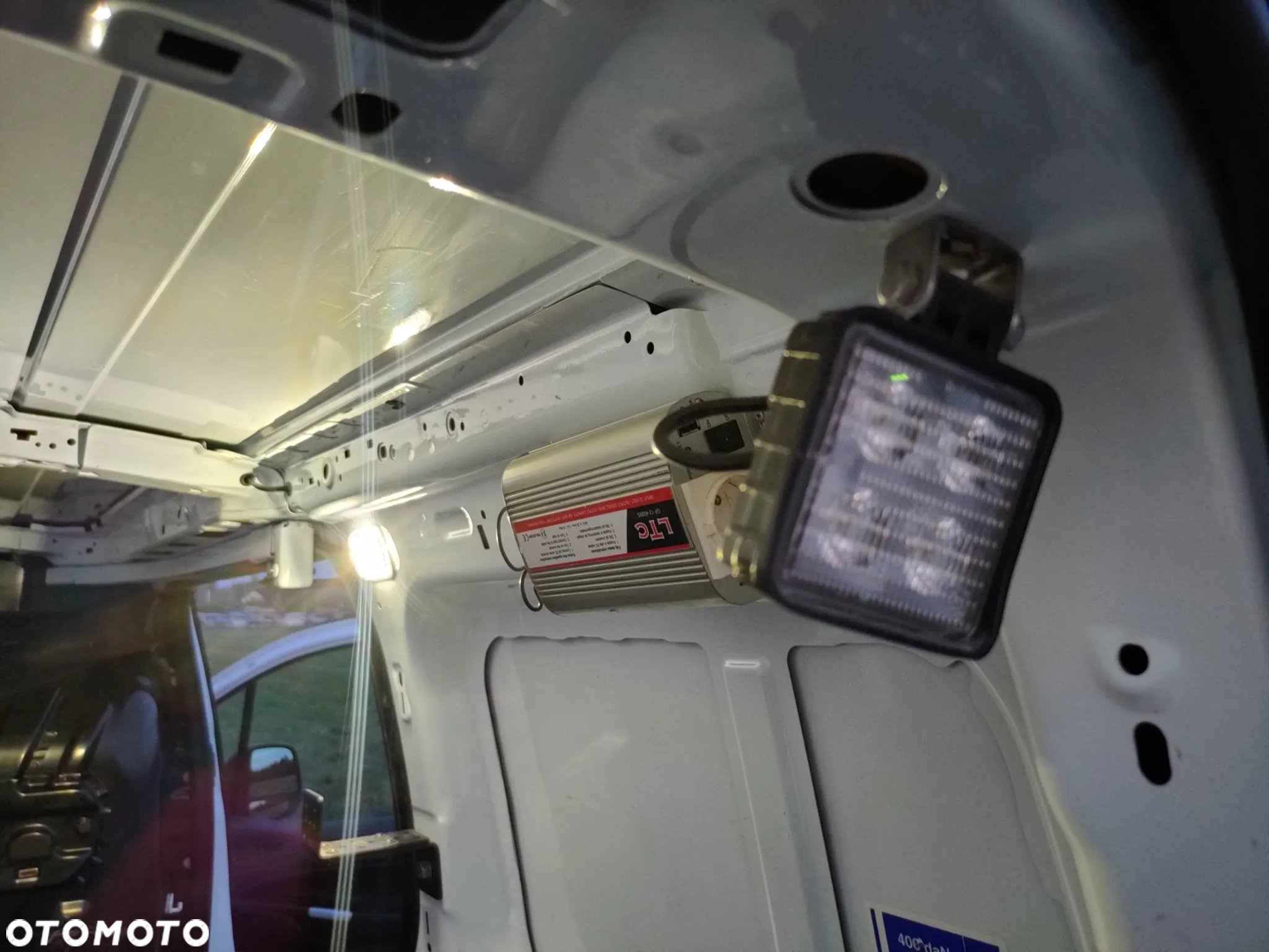 Ford Connect - 27