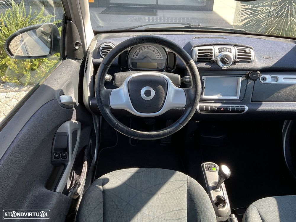 Smart ForTwo Coupé 1.0 mhd Passion 71 Softouch - 23