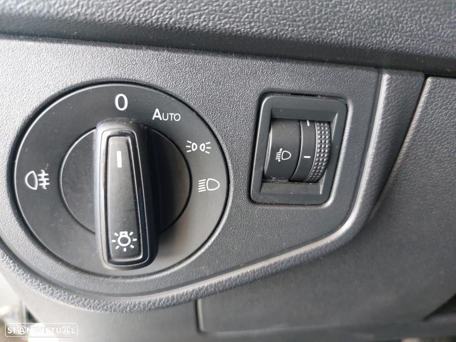 VW Polo 1.0 Trendline - 14