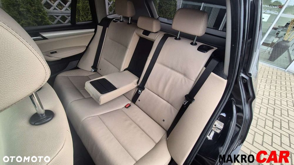 BMW X3 xDrive20d - 8