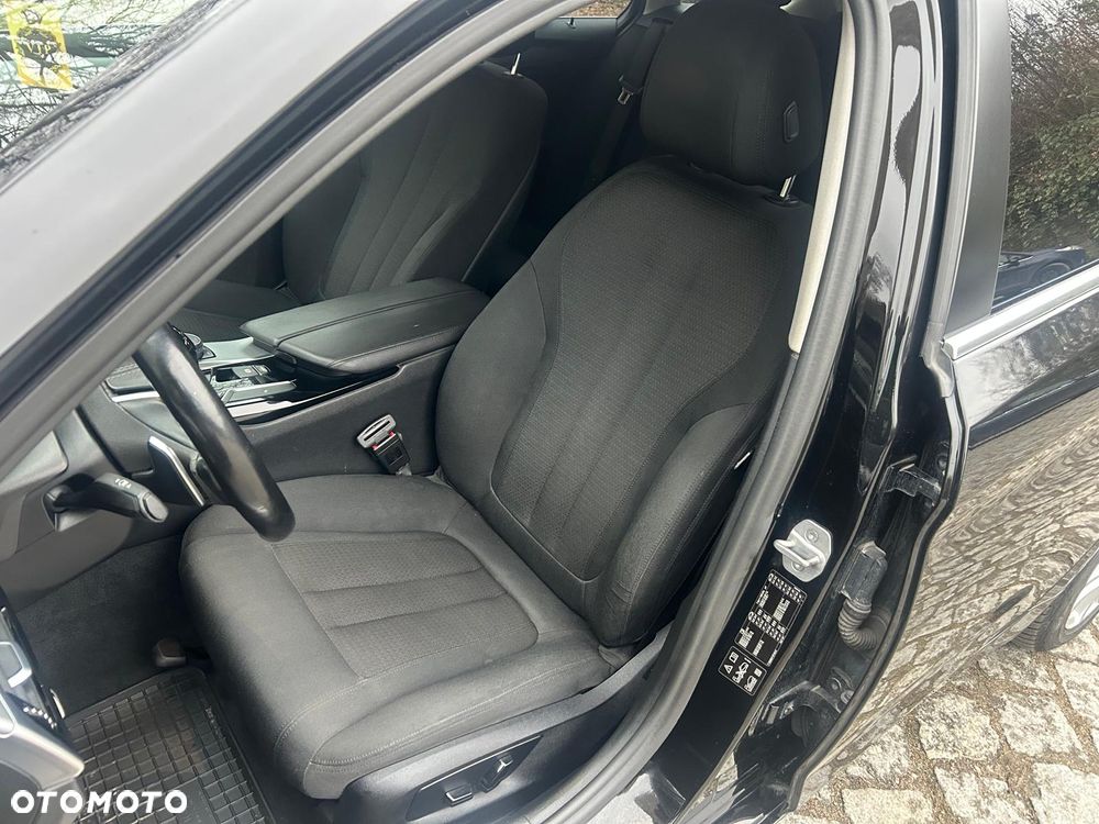 BMW Seria 5 530d xDrive Sport Line - 18