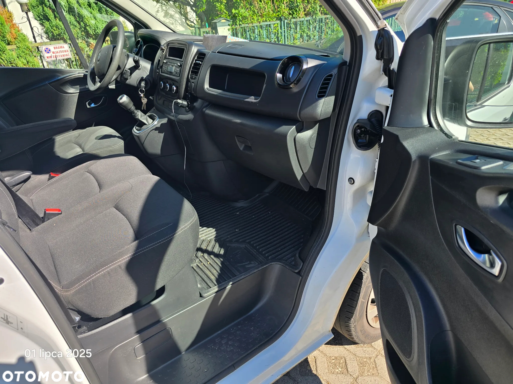 Renault Trafic - 12