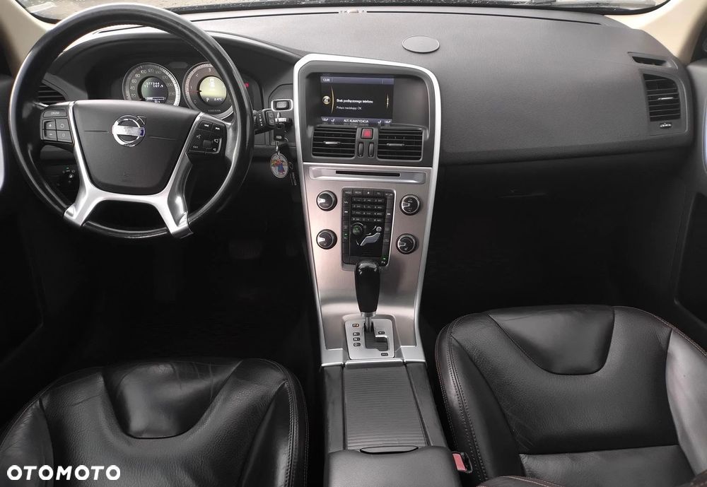 Volvo XC 60 - 4