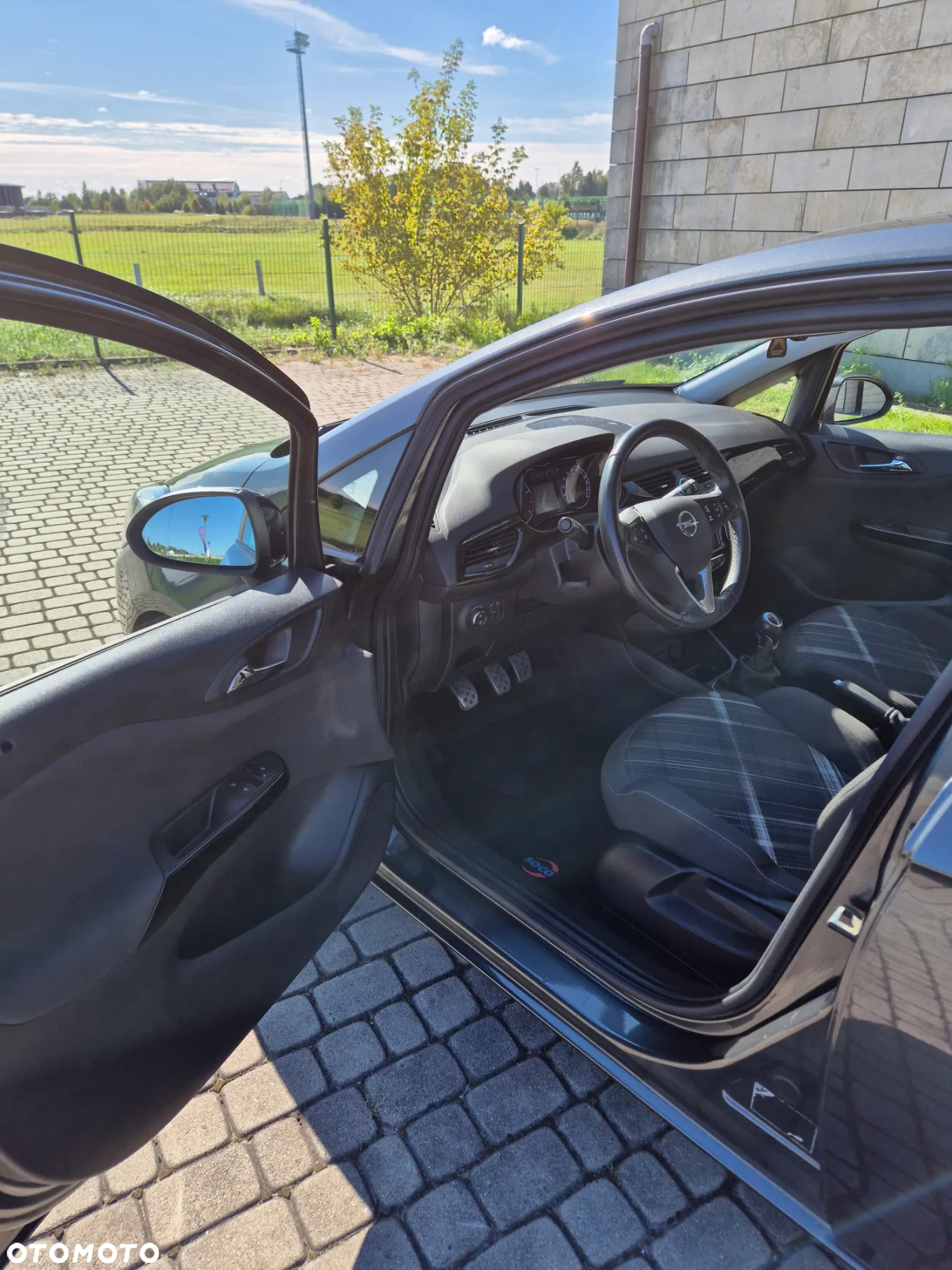 Opel Corsa 1.4 Color Edition S&S - 10