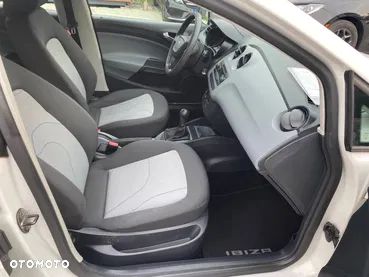 Seat Ibiza 1.4 16V Reference - 25