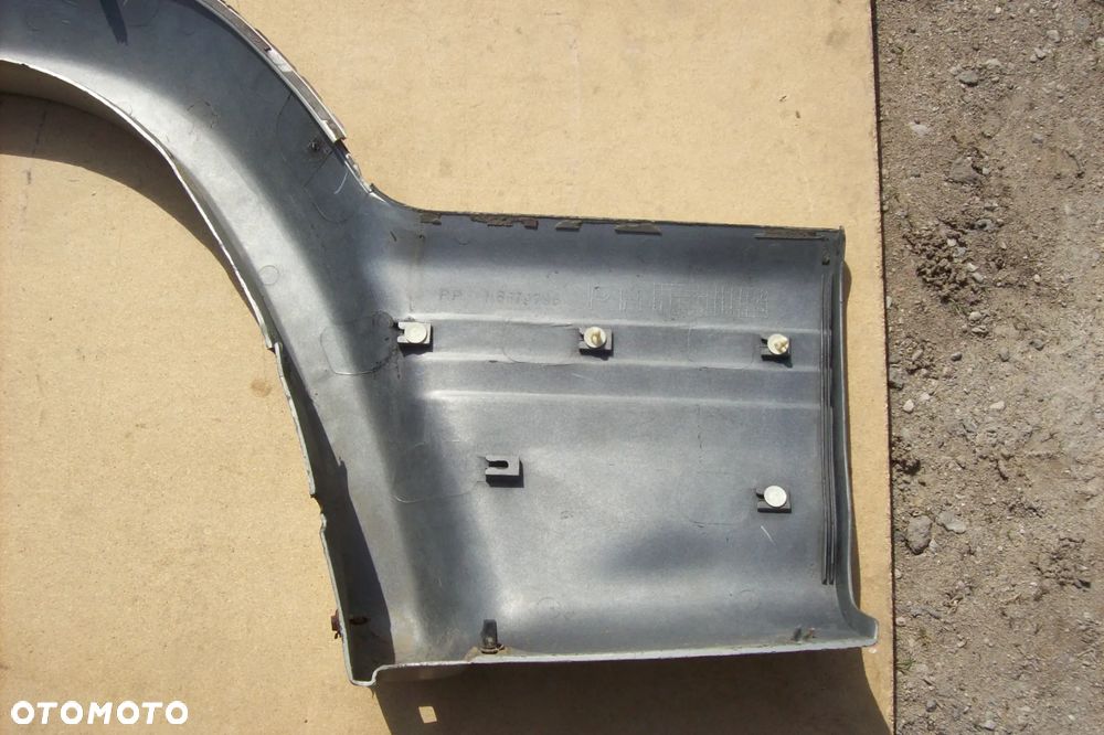 LISTWA PRAWY TYŁ MITSUBISHI PAJERO II ROK 91/99 - 4
