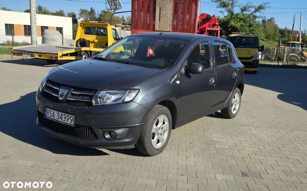 Dacia Sandero - 1
