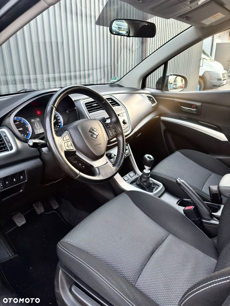 Suzuki SX4 S-Cross 1.6 DDiS Premium Plus - 22