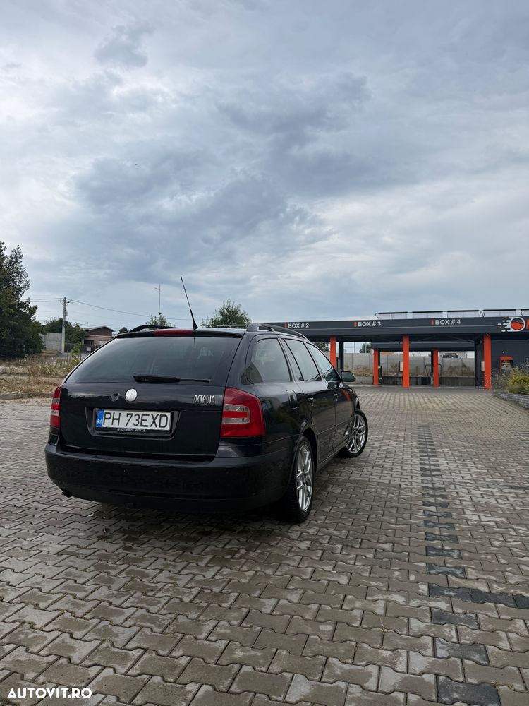 Skoda Octavia 1.6 MPI Elegance - 11