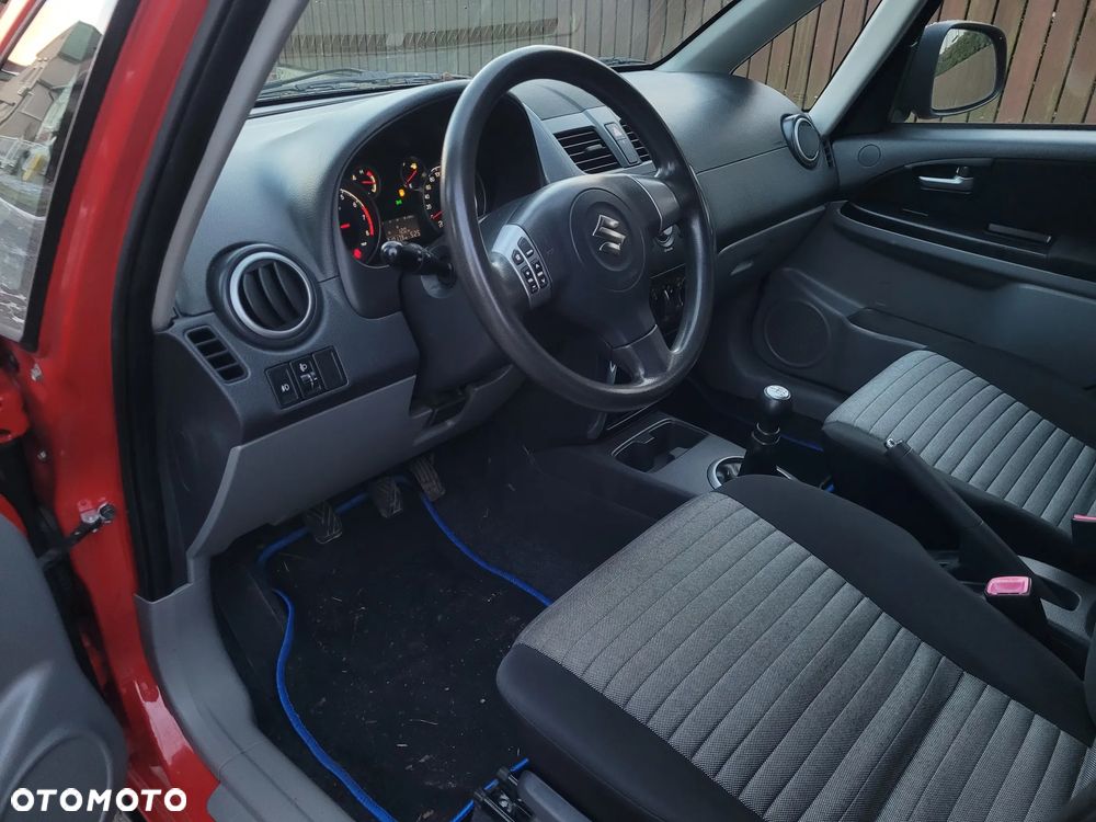 Suzuki SX4 - 6