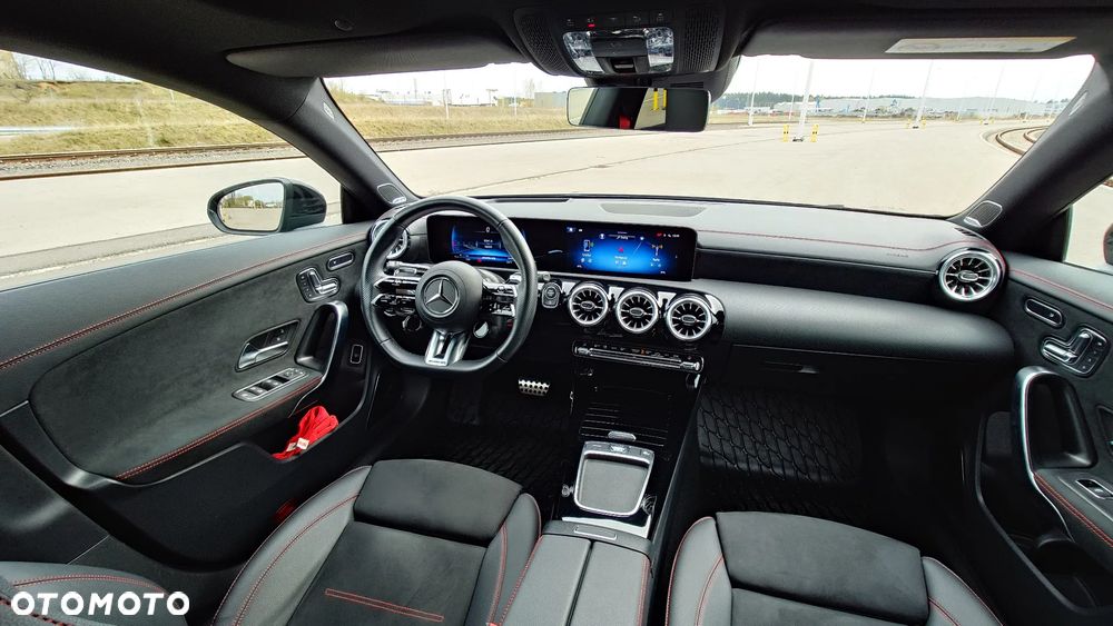 Mercedes-Benz CLA AMG 35 mHEV 4-Matic 8G-DCT - 16