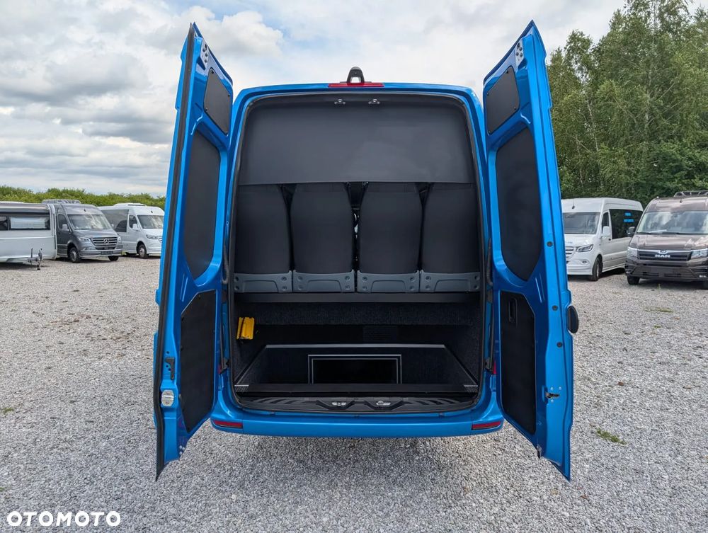 Mercedes-Benz Sprinter 517 - 6