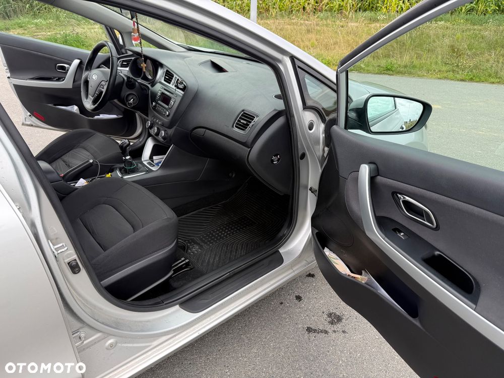 Kia Ceed 1.6 CRDi M - 18