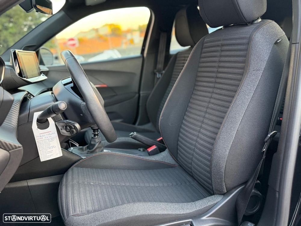 Peugeot 2008 PureTech 100 Style - 18