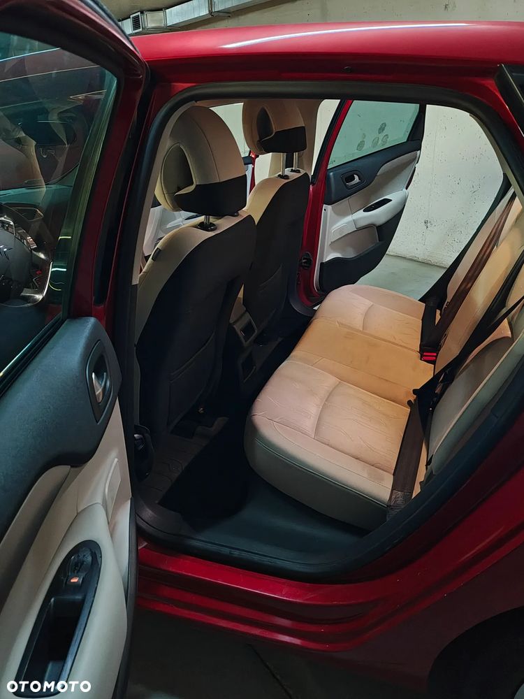 Citroën C4 1.6 HDi Seduction - 13