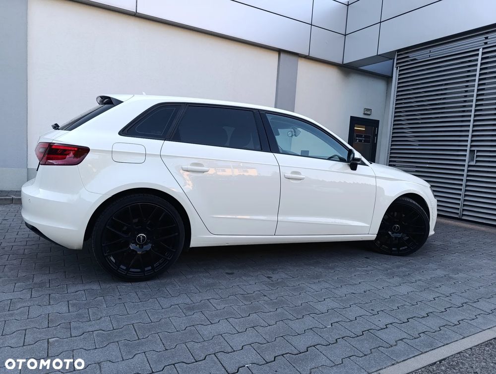 Audi A3 Sportback 2.0 TDI quattro S tronic sport - 8