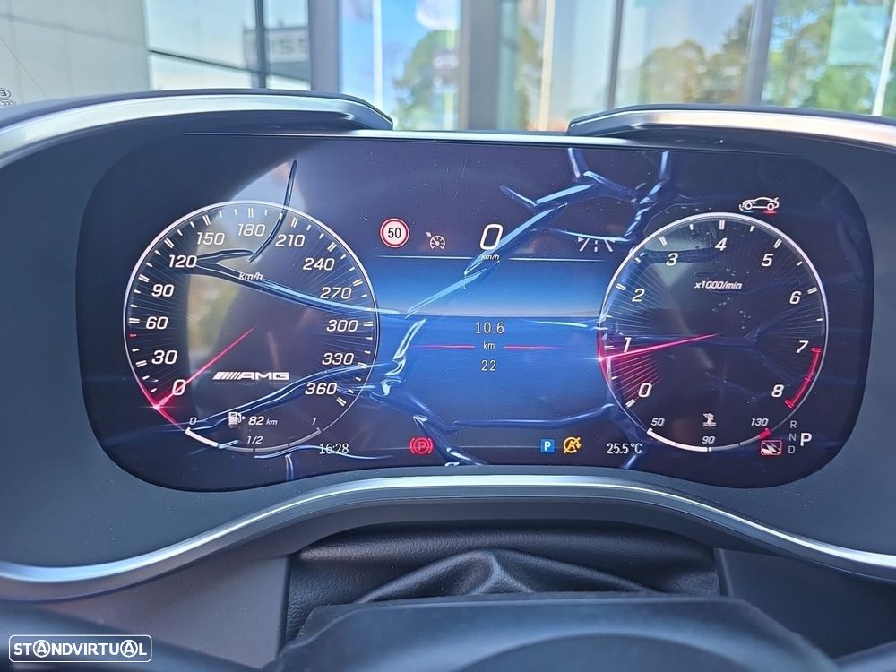 Mercedes-Benz AMG GT 63 4MATIC+ - 13