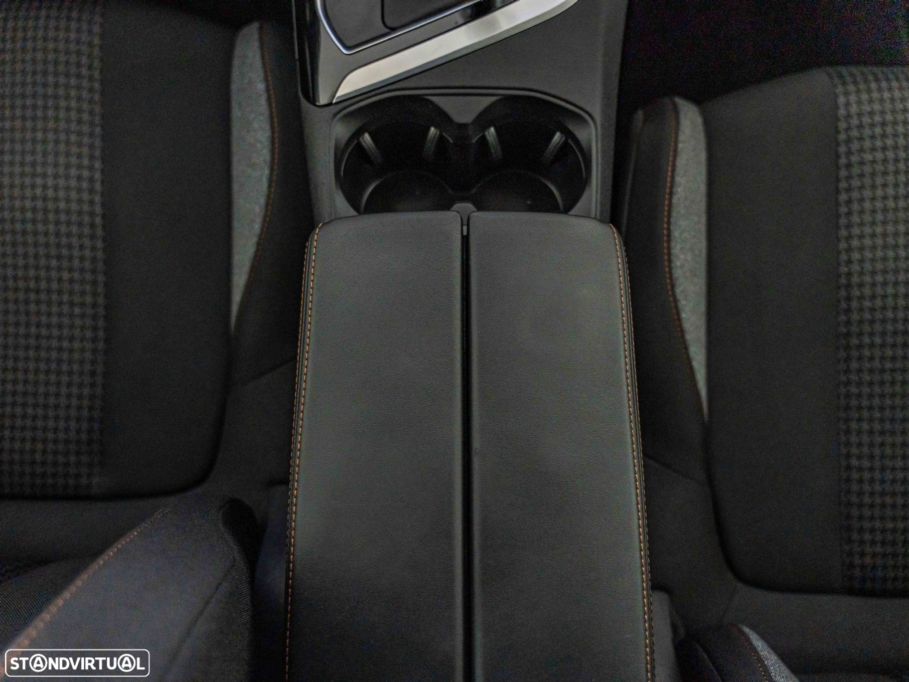 Peugeot 5008 1.2 PureTech Active - 27