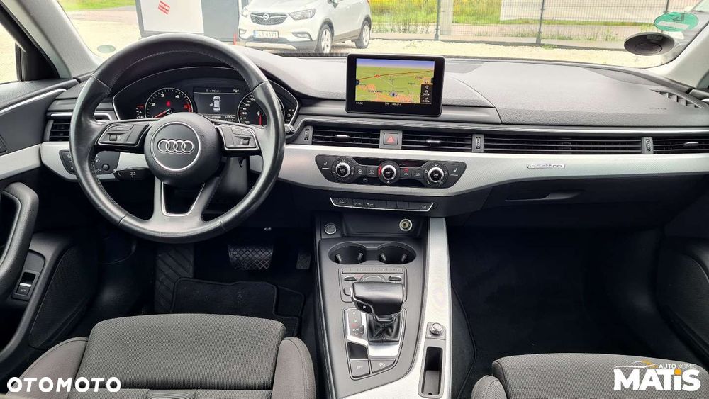 Audi A4 Avant - 4