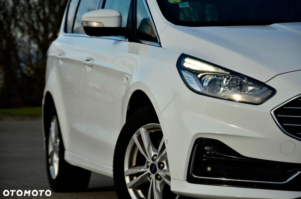 Ford S-Max 2.0 EcoBlue Titanium - 17